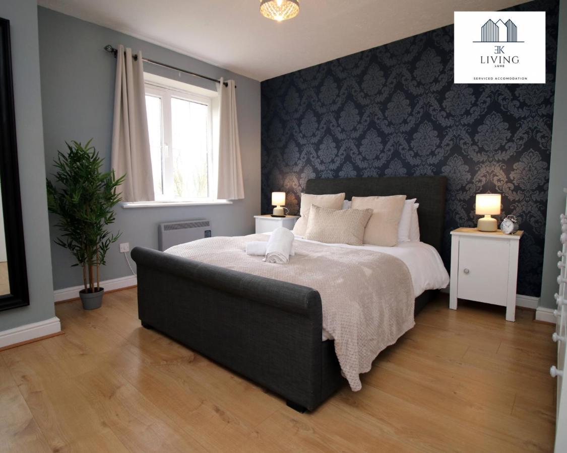 Spacious 3 Bedroom Duplex Apartment On Cardiff Bay - Free Parking & Wifi By Ekliving Luxe Short Lets & Serviced Accommodation Eksteriør billede