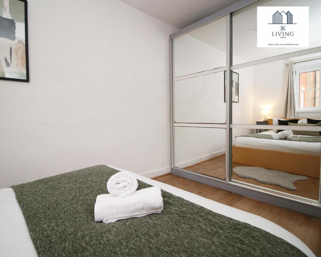 Spacious 3 Bedroom Duplex Apartment On Cardiff Bay - Free Parking & Wifi By Ekliving Luxe Short Lets & Serviced Accommodation Eksteriør billede