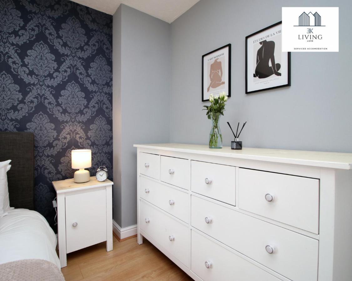 Spacious 3 Bedroom Duplex Apartment On Cardiff Bay - Free Parking & Wifi By Ekliving Luxe Short Lets & Serviced Accommodation Eksteriør billede