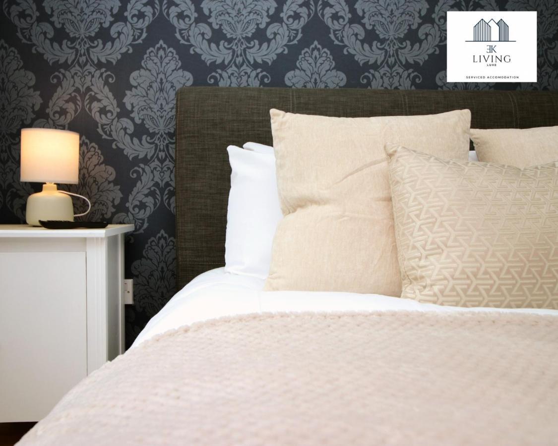 Spacious 3 Bedroom Duplex Apartment On Cardiff Bay - Free Parking & Wifi By Ekliving Luxe Short Lets & Serviced Accommodation Eksteriør billede
